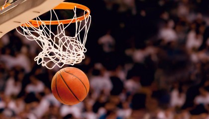开云入口-NBA全明星阵容揭晓，星光璀璨，群雄逐鹿